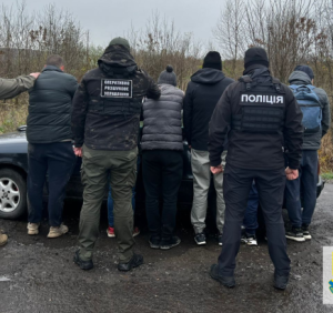 Двох закарпатців викрили на незаконному переправленні групи військовозобов’язаних до Румунії