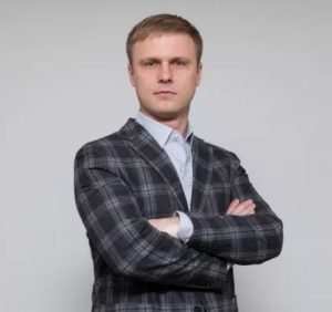 Мільйонні статки, преміальні авто і нерухомість за кордоном: оприлюднено декларацію нардепа Валерія Лунченко