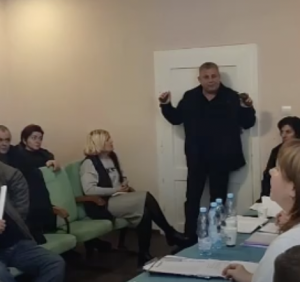 Депутата, який підірвав гранати під час сесії сільради переведено до в’язниці в Ужгороді