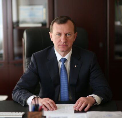 Андріїв Богдан Євстафійович: мер-антимайданівець і фігурант корупційного скандалу