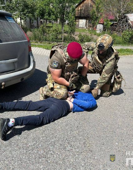 Поліція припинила діяльність чергового наркоторговця: фігуранта затримали у Воловці
