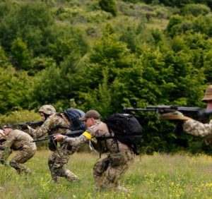 В Ужгороді відбулися фінальні заняття Закарпатського центру підготовки населення до нацспротиву