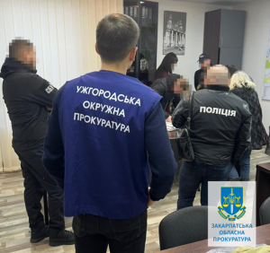 Судитимуть посадовця Ужгородської міськради, директора комунального підприємства та підрядника за розкрадання понад пів мільйона бюджетних коштів під час дії воєнного стану