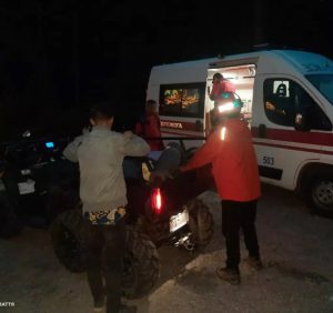 Рятувальна операція на Шипоті: туристові стало зле біля водоспаду